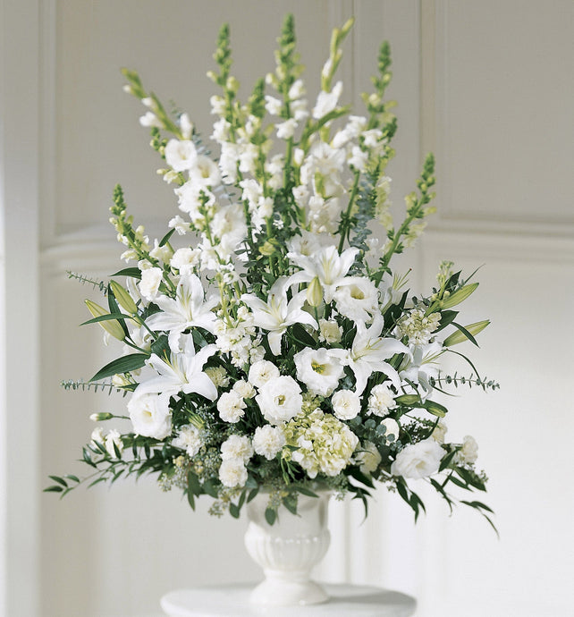 White lilies & Snapdragons in Container